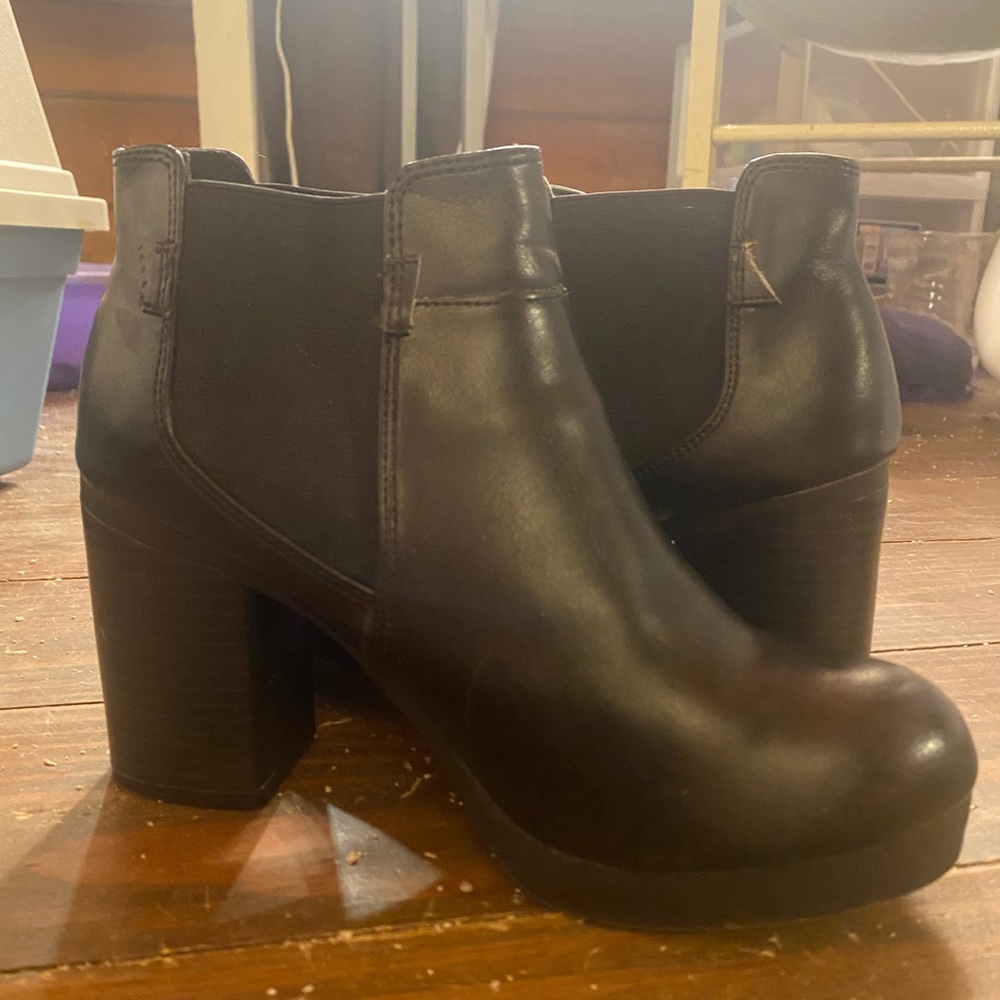 Black boots